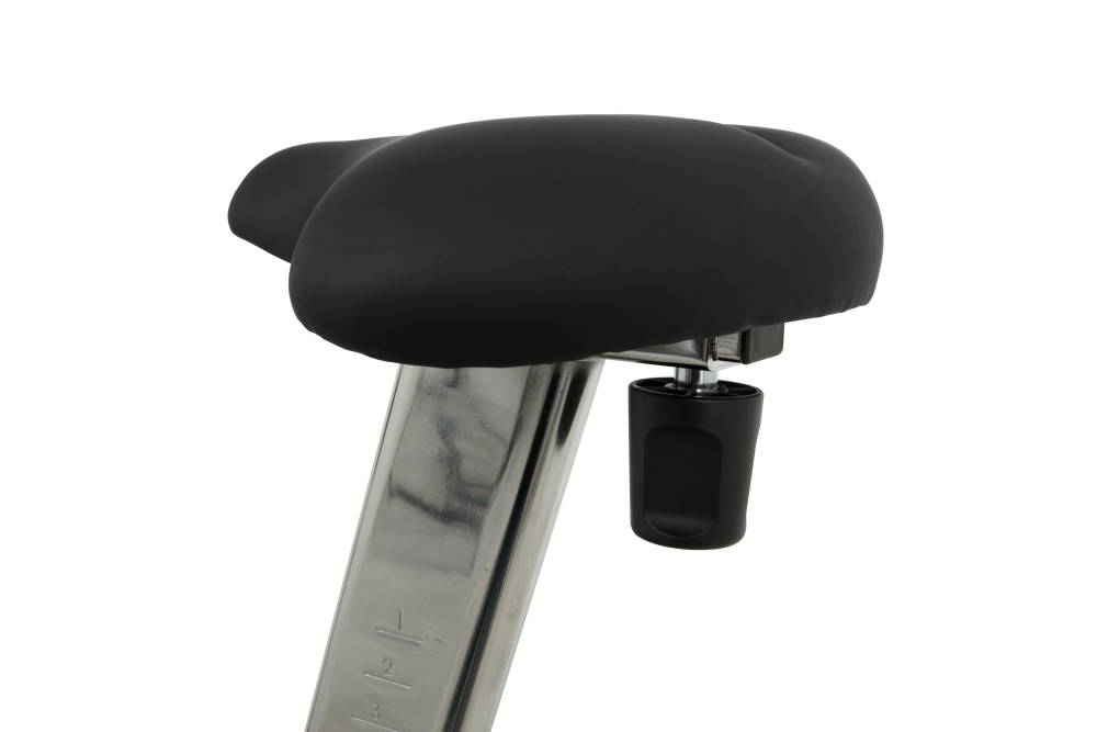 Newton Fitness U6 Upright Bike